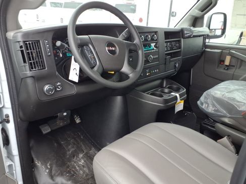 New 2025 GMC Savana 2500 w/ Driver Convenience Package RWD image 12