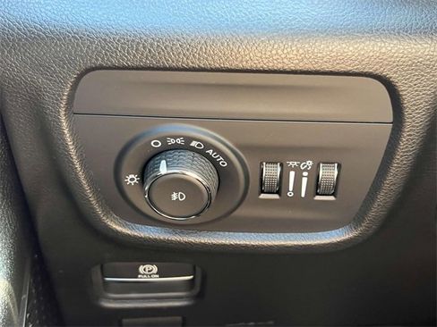 New 2025 Jeep Grand Cherokee Limited w/ Luxury Tech Group II image 23