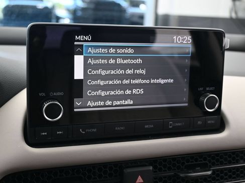 Used 2023 Honda HR-V LX image 19