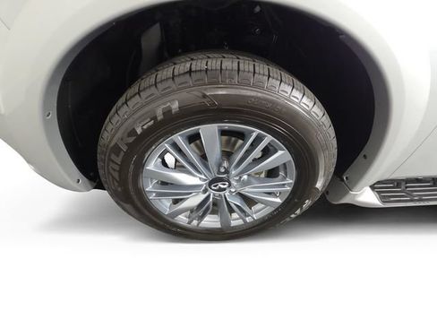 Used 2022 INFINITI QX80 Luxe w/ Cargo Package AWD/4WD image 14