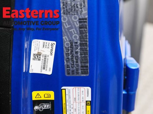 Used 2023 Jeep Wrangler Unlimited w/ Cold Weather Group image 37