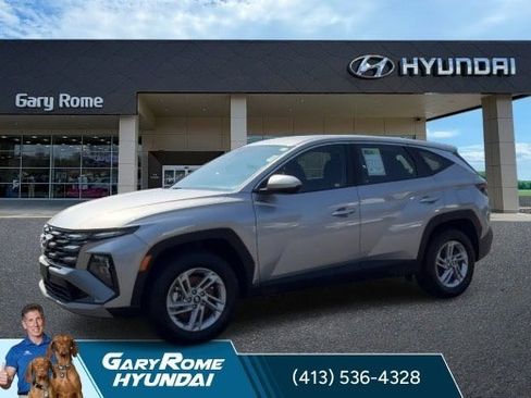 Certified 2025 Hyundai Tucson SE AWD/4WD image 4
