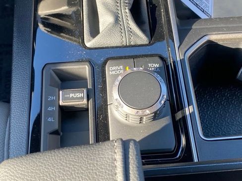 New 2026 Toyota Tundra SR5 AWD/4WD image 18