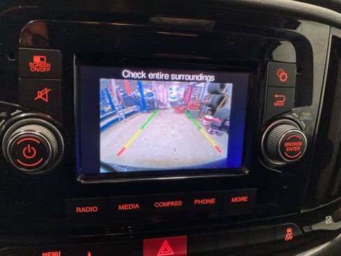 Used 2018 RAM ProMaster City Tradesman image 22