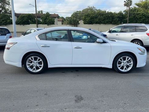 Used 2012 Nissan Maxima 3.5 S image 10