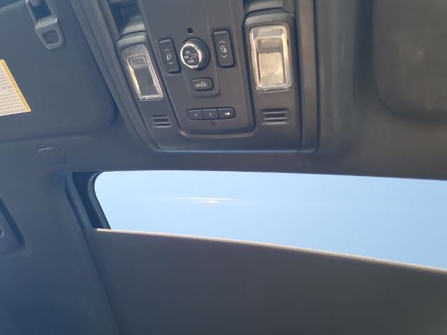 Used 2021 Chevrolet Tahoe Premier w/ Premium Package RWD image 18