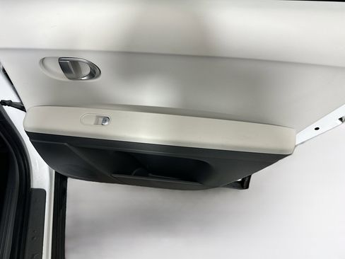 Used 2024 Hyundai Ioniq 5 SEL image 29