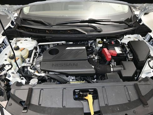 Used 2023 Nissan Rogue SV FWD image 24