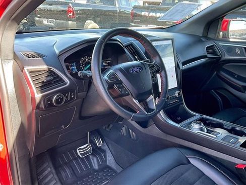 Used 2024 Ford Edge ST-Line image 13