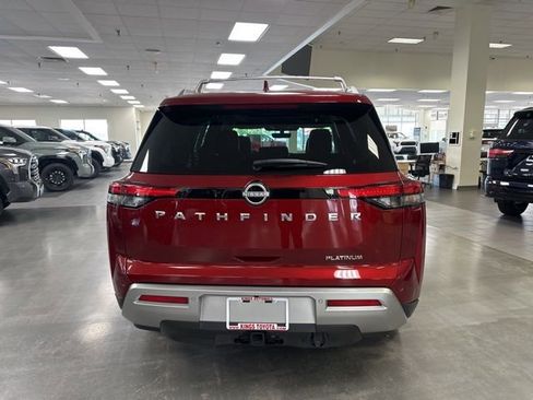Used 2025 Nissan Pathfinder Platinum w/ Cargo Package FWD image 7