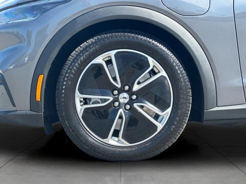 Used 2021 Ford Mustang Mach-E Select w/ Comfort/Appearance Package image 25