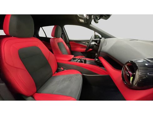 Used 2024 Chevrolet Blazer EV RS AWD/4WD image 16