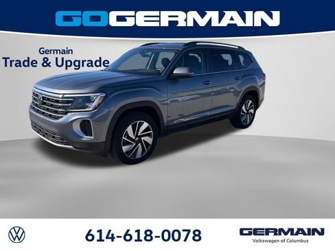 Used 2025 Volkswagen Atlas SE image 1