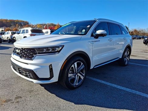 Used 2023 Kia Sorento SX Prestige image 3