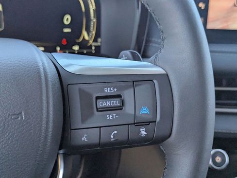 Certified 2026 INFINITI QX60 Luxe w/ Family Package image 28