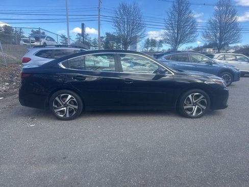 Used 2022 Subaru Legacy Limited image 2