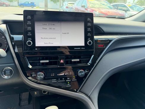 Used 2024 Toyota Camry XSE FWD image 25