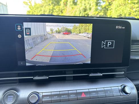 Used 2025 Hyundai Kona SEL AWD/4WD image 17