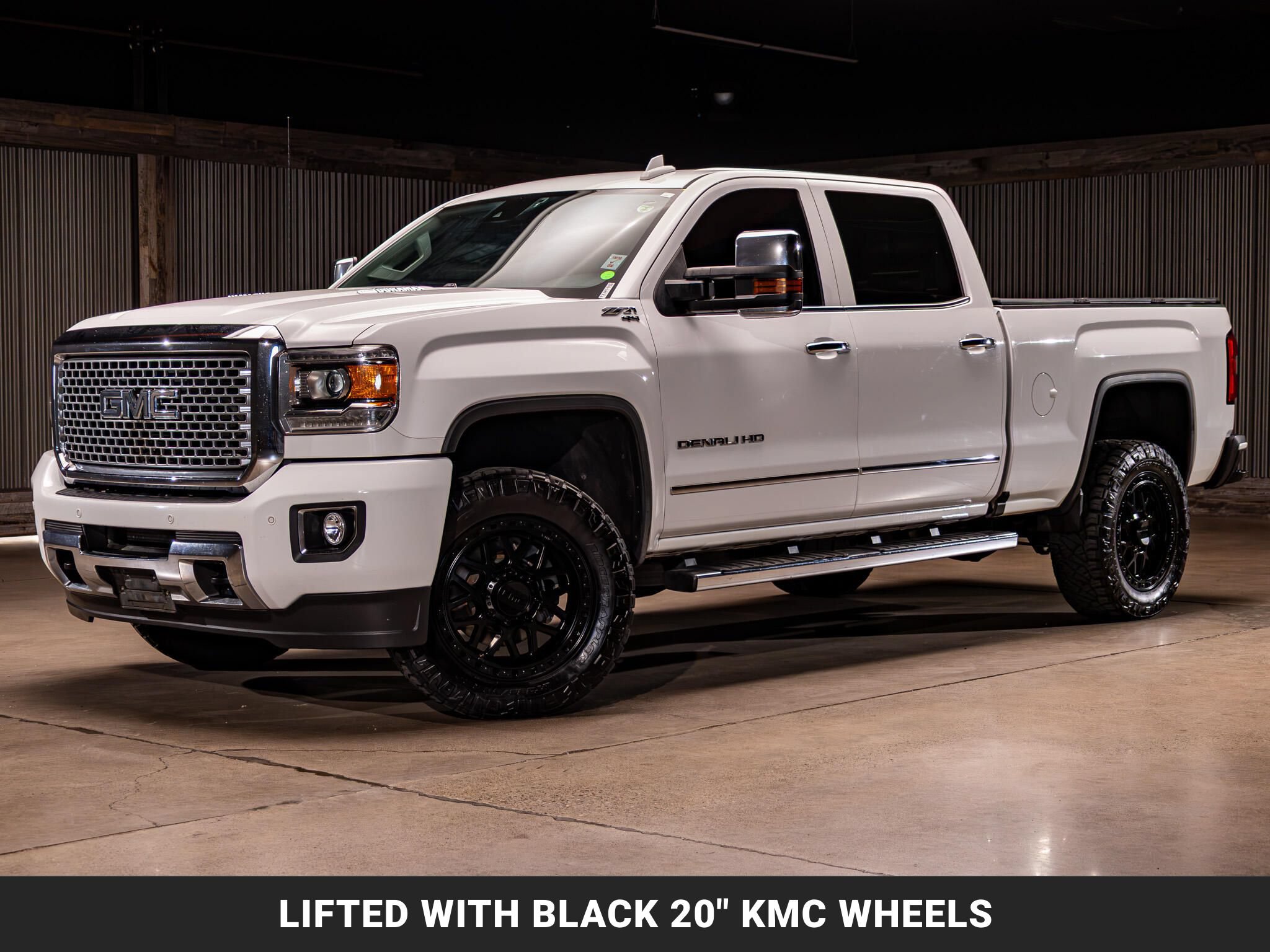 Used 2016 GMC Sierra 2500 Denali w/ Duramax Plus Package AWD/4WD image 4