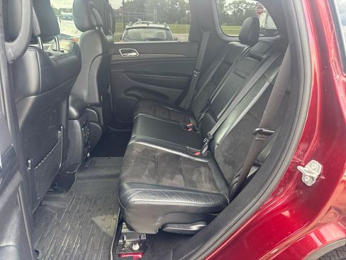 Used 2021 Jeep Grand Cherokee Laredo X AWD/4WD image 11