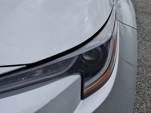 Used 2024 Toyota Corolla LE FWD image 9