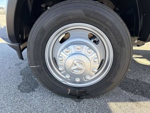 New 2026 RAM 5500 Tradesman AWD/4WD image 34
