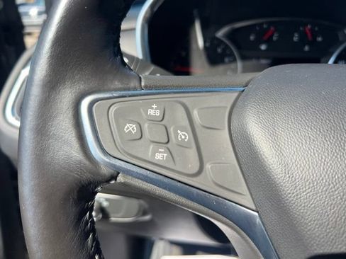 Used 2019 Chevrolet Equinox LT FWD image 9