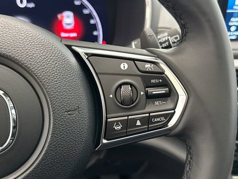 Certified 2026 Acura MDX SH-AWD w/ Technology Package image 17
