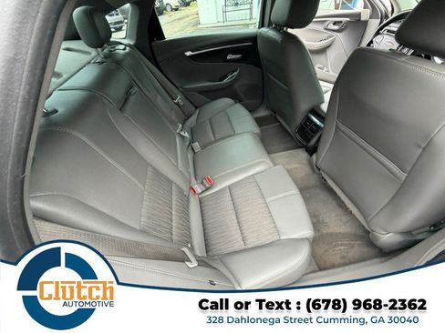 Used 2015 Chevrolet Impala LT w/ Convenience Package FWD image 18