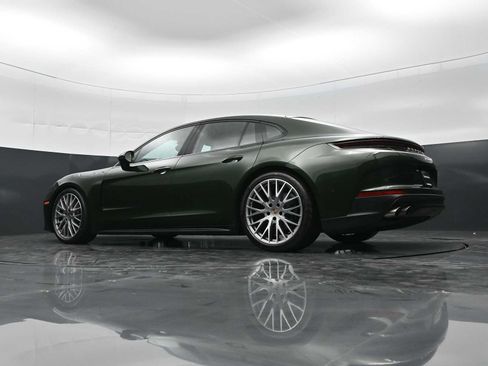 New 2026 Porsche Panamera RWD image 38