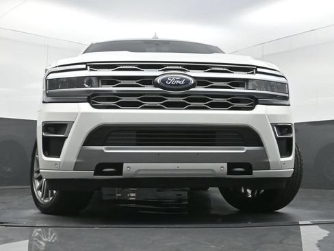 Used 2023 Ford Expedition Max Platinum AWD/4WD image 26
