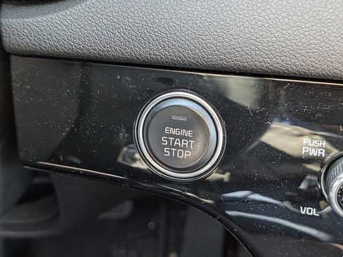 Used 2019 Kia Sportage EX FWD image 30