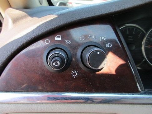 Used 2008 Buick LaCrosse CX FWD image 17