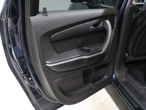 Used 2012 GMC Acadia SLT image 18