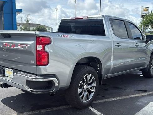 Used 2024 Chevrolet Silverado 1500 LT AWD/4WD image 6