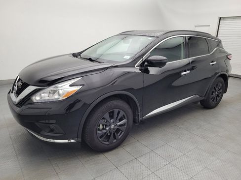 Used 2017 Nissan Murano SV w/ Premium Plus Package FWD image 2