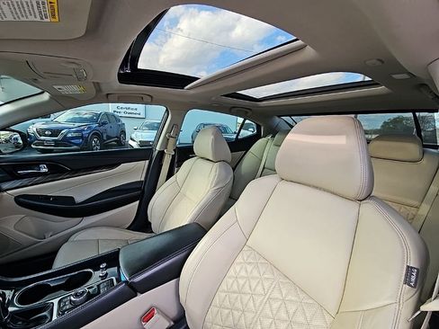 Used 2017 Nissan Maxima Platinum w/ Medallion Package image 7