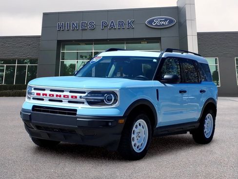 Used 2023 Ford Bronco Sport Heritage w/ Heritage Convenience Package image 3