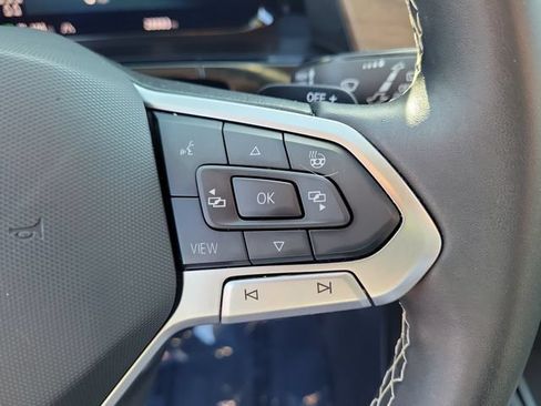 Certified 2024 Volkswagen Atlas SE FWD image 23
