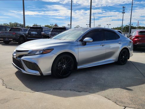 Certified 2022 Toyota Camry XSE image 3