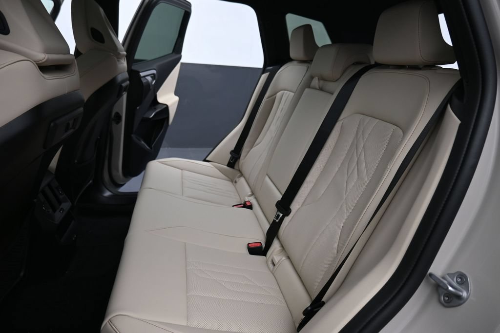 New 2026 BMW X3 xDrive30i w/ Premium Package AWD/4WD image 16