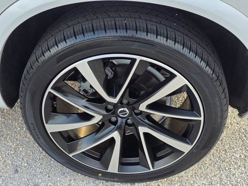 Used 2021 Volvo XC90 T6 Momentum AWD/4WD image 36