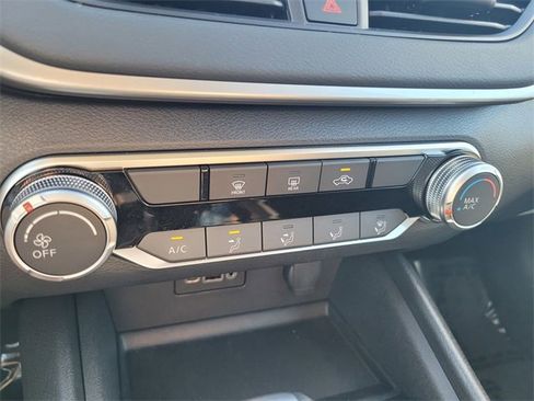 Certified 2025 Nissan Altima 2.5 S image 24