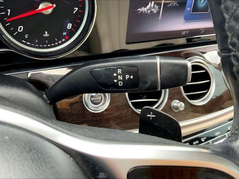 Used 2019 Mercedes-Benz E 300 image 36