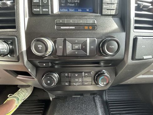 Used 2018 Ford F250 XL w/ Power Equipment Group image 18