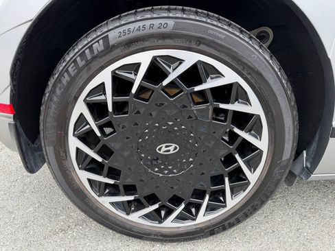 Used 2024 Hyundai Ioniq 5 Limited AWD/4WD image 60