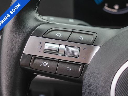 Used 2025 Hyundai Kona SEL image 31