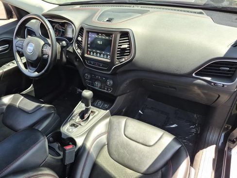 Used 2021 Jeep Cherokee Trailhawk w/ Technology Group AWD/4WD image 21