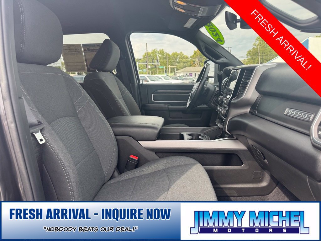 Used 2024 RAM 3500 Big Horn w/ Night Edition AWD/4WD image 16