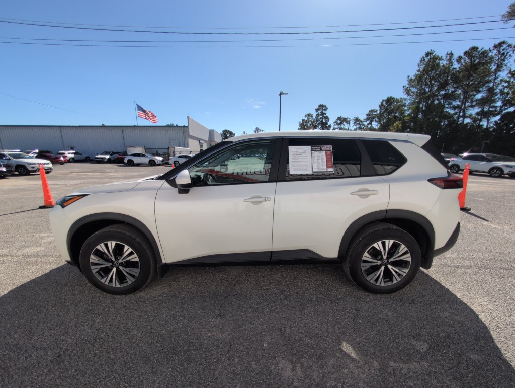 Used 2023 Nissan Rogue SV AWD/4WD image 5